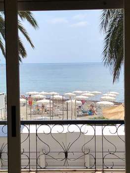 www.albergosolemare.it
