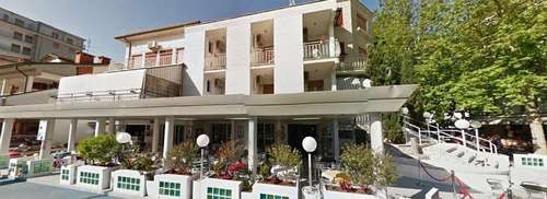 www.hotelviennagatteomare.it