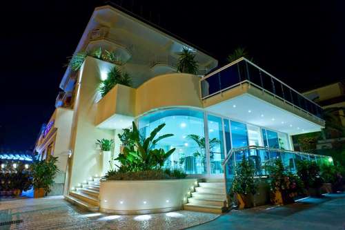 www.hotel-prater-grottammare.it