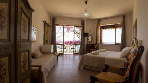 www.villasarina.it