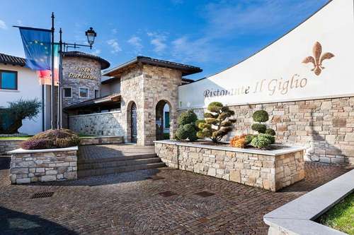 www.hotelpurlilium.it