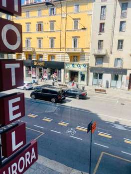 www.hotelauroramilano.com