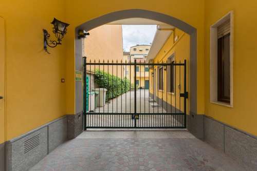 www.albergoalcorso.it