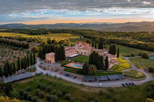www.borgoscopetorelais.it