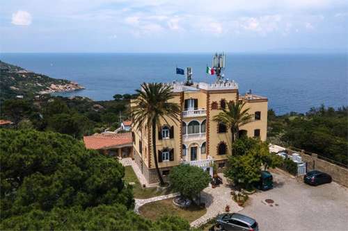 www.hotelcastellomonticello.com