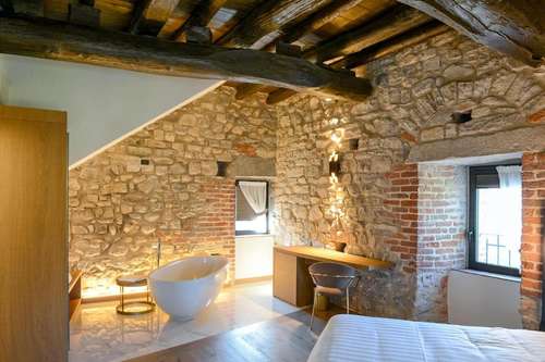 www.hotelcastellodicasiglio.it