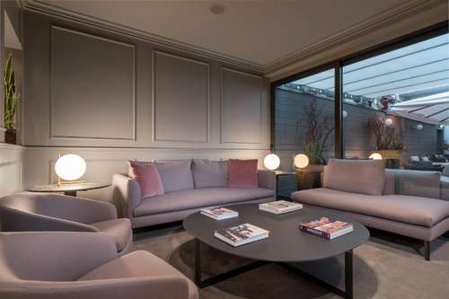 www.hotelfelicecasati.com