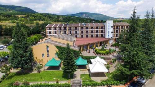 www.hotelkiris.it