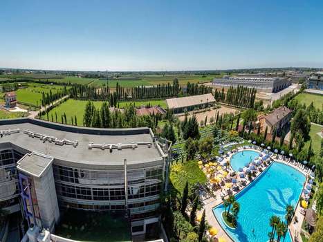 www.hotelantares.com