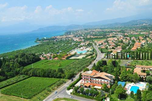 www.hotelcasamia.com