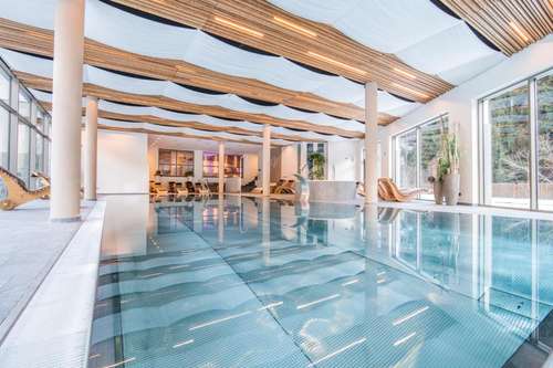www.sporthotel-zoll.com