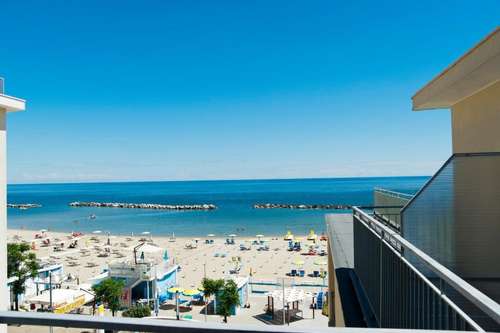www.hotelideale.net
