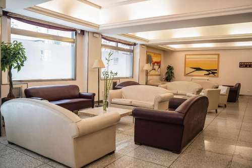 www.hotelmediterraneopalermo.com