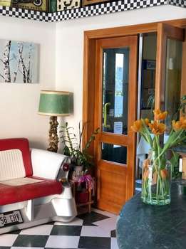 www.albergomoderno-hotel-modena.it