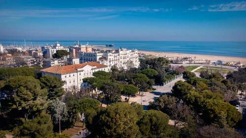 www.grandhotelrimini.com