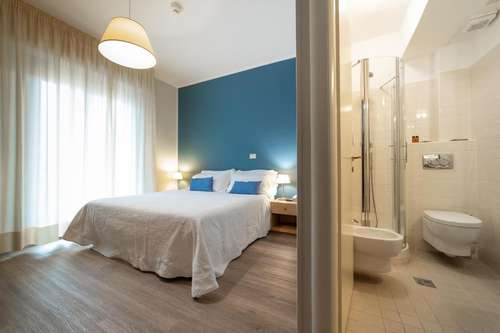 www.hotellavela.it