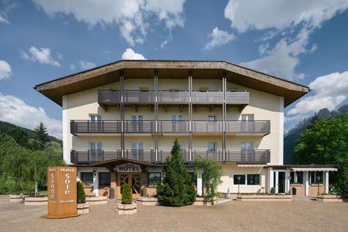 www.hotel-sonne-sole.com