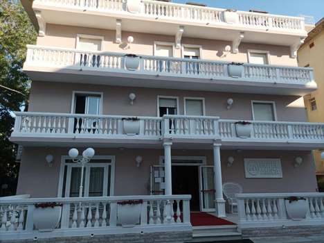www.hotelamica.info