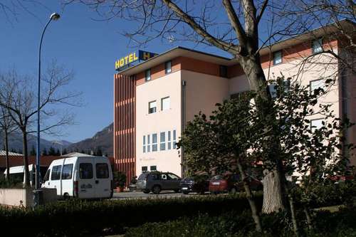 www.hotelwilly.com