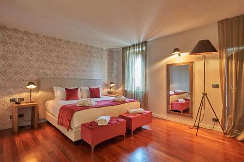 www.relaissantostefano.com