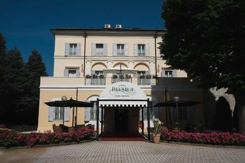 www.rechigiparkhotel.it