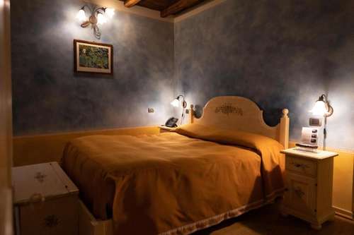 www.albergocerfogli.it