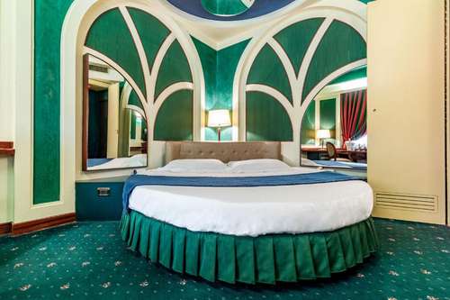 www.hotelmiamimilan.com