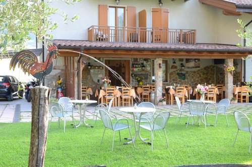 www.agriturgirardelli.it
