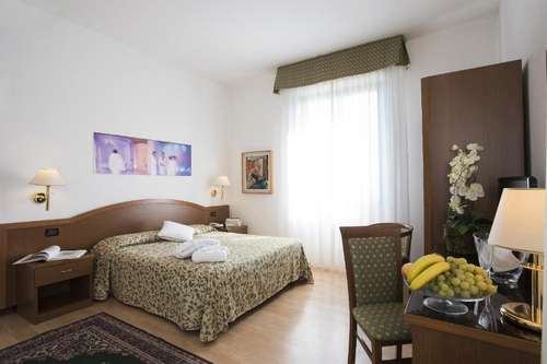 www.hotelangiolino.it