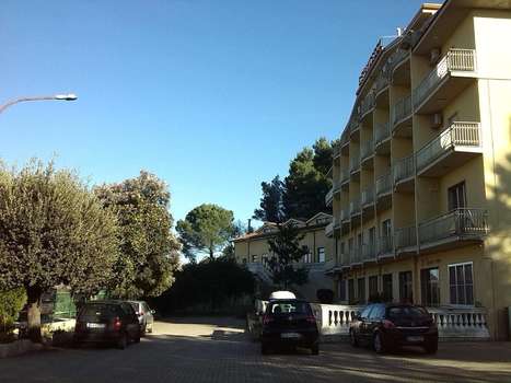 www.hotelsanfrancescoterme.com