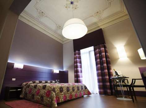 www.hotelvittoriatrapani.it