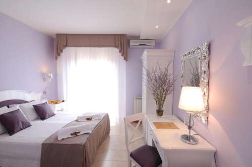 www.albergoiduecigni.it