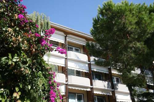 www.hotelpalacevarazze.it