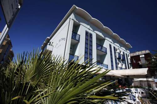 www.gardeniahotel.net