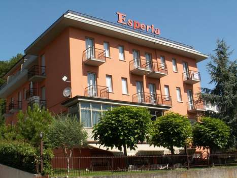 www.albergoesperia.com