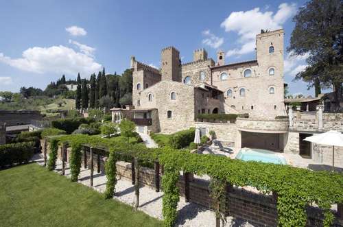 www.castellomonterone.com