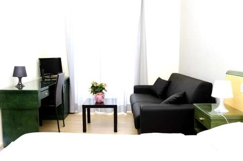 www.hotelsuissegenova.it