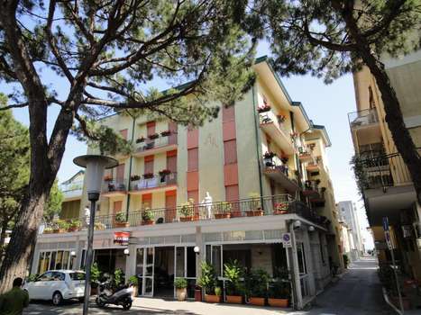 www.ragnohoteljesolo.it