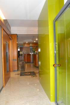 www.hotelsolegiulianova.com