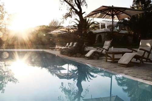 www.lanthiaresort.com
