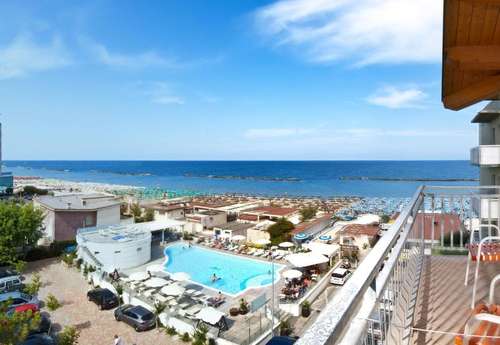 www.hotelsainttropez.it