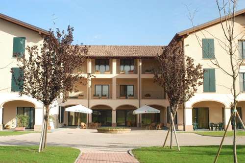 www.albergoconteverde.it