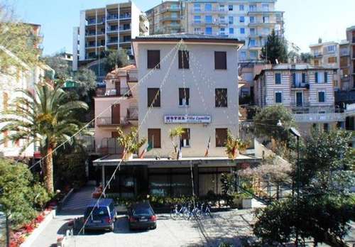 www.hotelvillacamilla.it