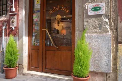 www.hostelsclub.com