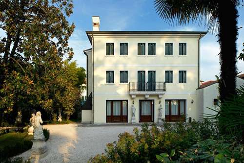 www.hotelbolognese.com