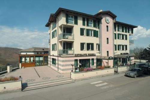 www.kristall-hotel.it