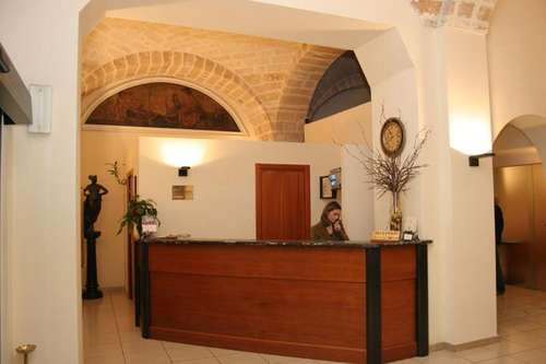 www.adriahotelbari.com