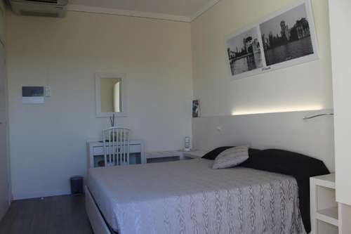 www.hotelcristinalazise.it