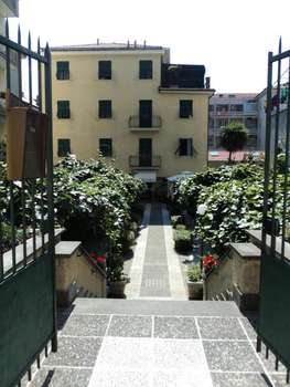 www.hotelalbalavagna.com