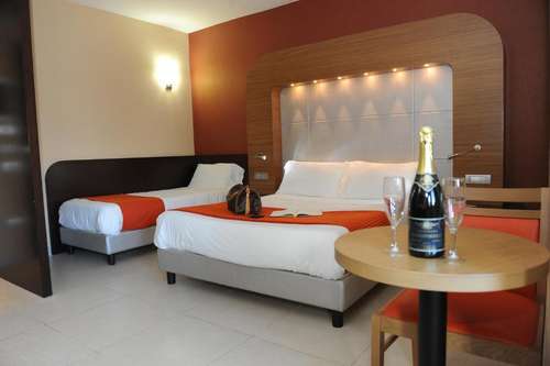www.hotellacampagnola.it